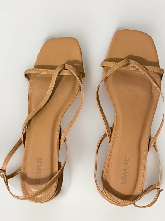 Cushionaire Shoes - Strappy Tan Women's Sandals